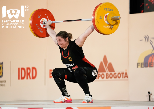 Nina Schroth setzt soliden Schlusspunkt bei Gewichtheber-WM in Bogotá